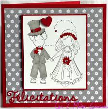 Nous vous proposons de personnaliser nos modèles de carte pour féliciter les jeunes mariés. Un Adorable Couple De Maries Une Carte De Felicitations De Mariage En Rouge Blanc Et Gris Les 2 Mains Gauches