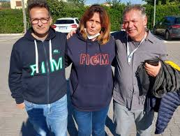 Osimo, lavoratori Enedo in presidio: «No ai 35 licenziamenti». I sindacati:  «L'azienda ritiri la procedura di mobilità»