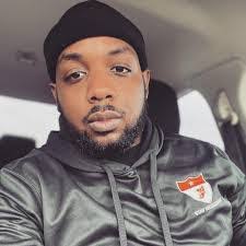 Darryl Milton's Instagram, Twitter & Facebook