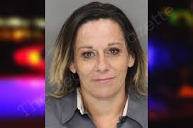 Renee Epling's Instagram, Twitter & Facebook