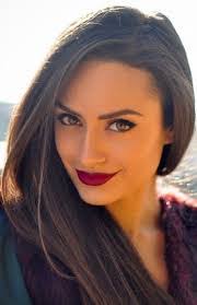 Karla Hudson's Instagram, Twitter & Facebook