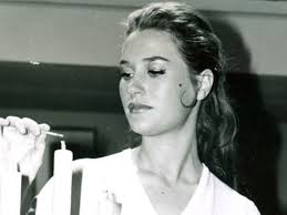 Actriz que fue reina de belleza triunfó en el Cine Mexicano como mujer  vampiro