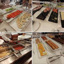 コスタ セレーナ 食事