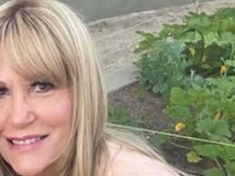 Fundraiser by Ashley Marie Callahan : Help Celebrate Lynne's life