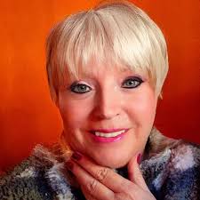 Eso es lo esencial Dios es todo Bendiciones Saludos