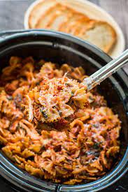 Slow Cooker Chicken Bacon Pasta The Magical Slow Cooker Recipe Chicken Slow Cooker Recipes Slow Cooker Recipes Slow Cooker Pasta