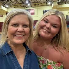 I didn't get a video of this mug but I thought it turned out really pretty.  I'm going to put this style