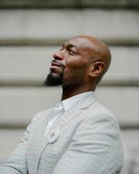 Dennis Coss's Instagram, Twitter & Facebook