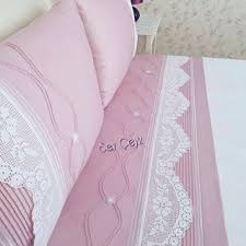 Iyi Gunlerde Mutlulukla Kullanilmasi Dilegiyle Pudrapembe Pudraaski Piketakimi Dantel Nervur Detaylar Ceyiztelasi Ceyizhazirl Ganchillo Dante