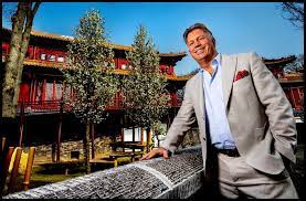 Zakenman en multimiljonair marcel boekhoorn kocht de dierentuin in 2000. Marcel Boekhoorn Is De Miljardair Die Alles Anders Doet Binnenland Gelderlander Nl