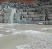 China Green Onyx Quarry