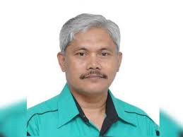 Selain itu, gejala alam abiotik juga dapat dilihat dari pergerakan semu harian bintang akibat dari rotasi pelangi adalah gejala alam abiotik karena terjadi akibat pembiasan dari sinar matahari di dekat. Mns Terus Aktif Perjuang Isu Alam Sekitar