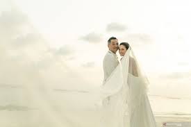 Hendra setiawan dan mohammad ahsan saat berlaga di final mlaysia open 2015. Julie Estelle Menikah Dengan David Tjiptobiantoro Antara News