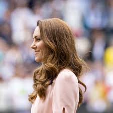 Come eliminare i riflessi rossi dai capelli ? Capelli Castani Con Riflessi Biondi Ramati Rossi Amica