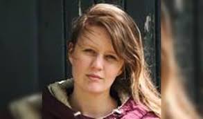 Zwolse winnares draagt gedicht voor op horecaschip in Wijhe