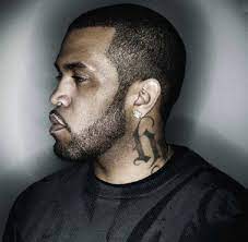 Listen to both songs on whosampled, the ultimate database of sampled music, cover songs and remixes. Lloyd Banks En Attendant V 6 Lloyd Banks Music New Music