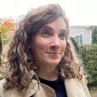 Beth Beebe's Instagram, Twitter & Facebook