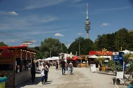 Werde ein fan vom olympiapark münchen! Spaziergang Durch Den Olympiapark Munchen Meininger Hotels