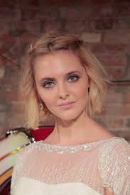 Here are some simple hairstyles for this wedding season! 30 Pretty Wedding Hairstyles For Every Hair Length Glamour