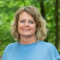 Karin Van Der Email & Phone Number