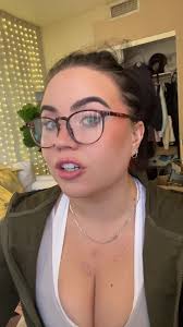 Hailey Olson (@vikingqueenhailey)