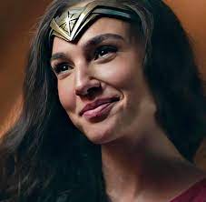 Gal gadot height and weight. Keep Smiling Gal Gadot Wonder Woman Dceu Fans Facebook
