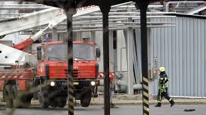 Die organisatoren der demos, mitglieder der. Tschechien Explosion In Chemiefabrik Totet Mindestens Sechs Menschen Stern De