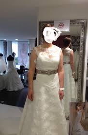 Maybe you would like to learn more about one of these? Https Www Taubenweiss De Brautbasar Schlichtes Brautkleid Groesse 40 42 In Ivory Mit Taillenguertel I141 Html