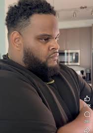 Rafi's Baby Cousin Meets Momo