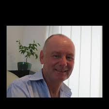 Mixed feelings in Moscow before Friday's summit as analysts are sceptical  that peace in Ukraine will be secured.