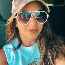 Erica Ball (@ericaballwildoutdoors)