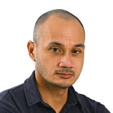 Prison workshop supervisor allegedly took bribes from 4 inmates to smuggle  sedatives for them