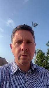 Mark Milhench's Instagram, Twitter & Facebook