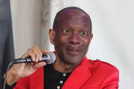 Angel Reese pulling up to next Fever game like: SP ANAMENT shoot Ou #hoot  @BRETTSHOPS