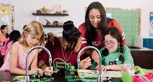Top 15 Tips For Girl Scout Troop Leaders - Girl Scout Blog