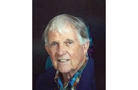 Bobby Doty's Instagram, Twitter & Facebook