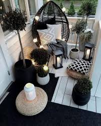Mais Informacoesencontre Este Pin E Muitos Outros Na Pasta Gardening De Kathy Lilly Is Love In 2020 Wohnung Balkon Dekoration Kleiner Balkon Garten Dekoration