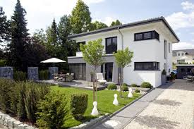 Stadtvilla Haus Freiberger Baumeister Haus Massivhaus Mit Zeltdach Bilder Grundrisse Preise Jetzt Ansehen Auf Haus Baumeister Haus Haus Stadtvilla