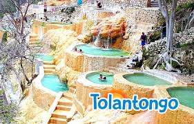 A tolantongo puedes llegar en auto propio, aunque muchos llegan en autobuses. Rio Grutas Tolantongo Hidalgo Mexico Artwork Handmade Products