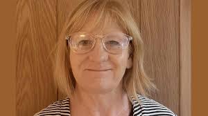 Janet Oneill's Instagram, Twitter & Facebook