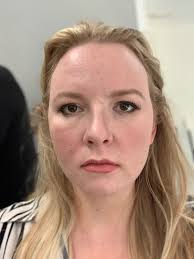 Pro-tip: it really may be worth a makeup trial if you are getting your  makeup done by someone else. Let this selfie be your cautionary tale. I did  not get a makeup