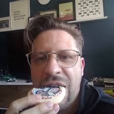 12 Personalized White Floral Wedding Bridal Engagement Cookies Round