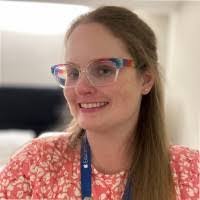 Vickie Stuart's Instagram, Twitter & Facebook