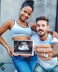 And here are five unique baby announcement photo ideas for your little bundle of joy! The Best And Funniest Celebrity Pregnancy Announcements Clever Celebrity Baby Announcements