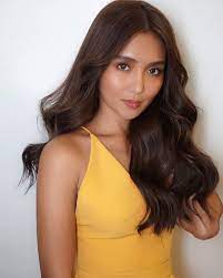 Whether You Re Cool Neutral Or Warm Here Are The Perfect Hair Colors For Your Tan Hair Color For Tan Skin Hair Color For Brown Skin Hair Color Asian