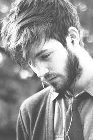 Medium Length Messy Men S Hairstyle W Bangs Hanging In Face Menshairstyles Medium Hair Styles Mens Hairstyles Medium Mens Hairstyles Thick Hair