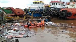 2 1 menit baca mohon tunggu. Kapal Bermuatan Gas Meledak Di Sungai Mahakam Satu Orang Tewas Tiga Abk Hilang Tribunnews Com Mobile