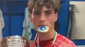 Chi era Santo Romano, il calciatore di 19 anni incensurato ucciso a San  Sebastiano al Vesuvio