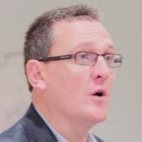 100+ perfiles de «Oddy»