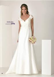 Donc, trouver une robe de mariée parfaite est très important. Tati Mariage Collection 2018 Valable Du 15 11 2017 Au 31 12 2018 Look Book